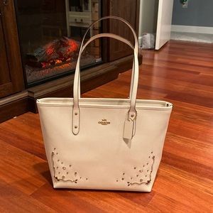 Coach tote